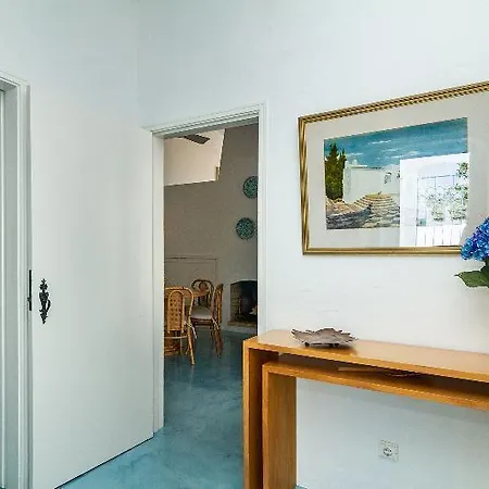 Blue Villa *